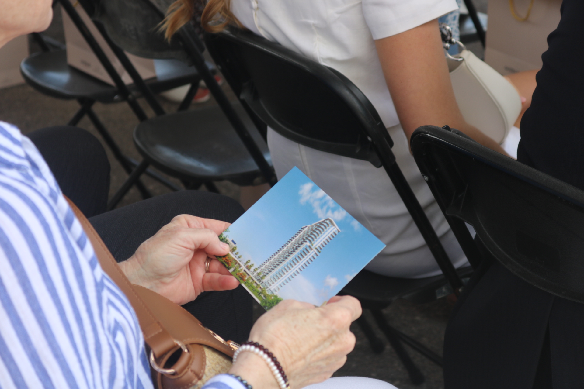 Photo of The Bluffs in lady hand